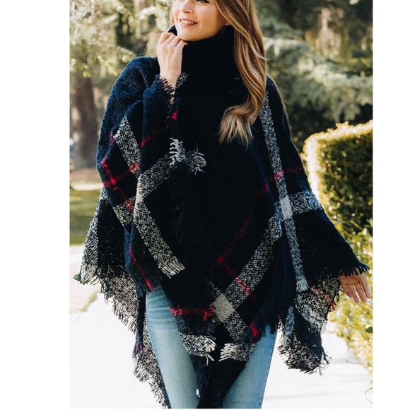 24 Boho Plaid Oversized Poncho - Picture 8 of 8